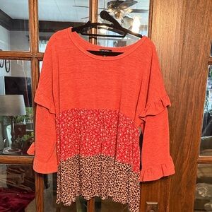 Gigio Chic Red Patterned Blouse with Ruffle‎ Sleeves
